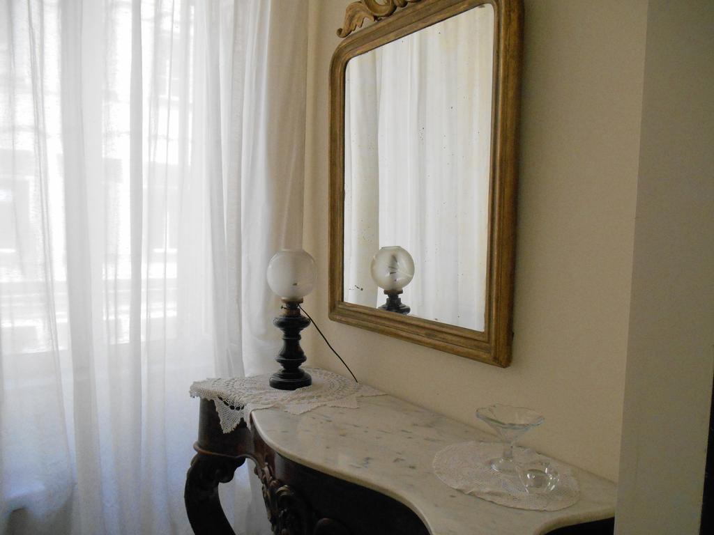 나폴리 Casa Sannazzaro 아파트 객실 사진